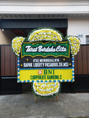 Papan Bunga Duka di Badegan