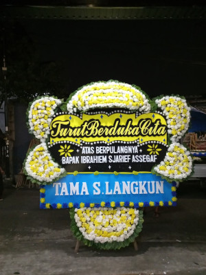 Papan Bunga Duka di Badegan